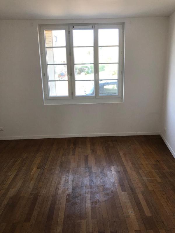 Maison - 98 m² - 5 pièces