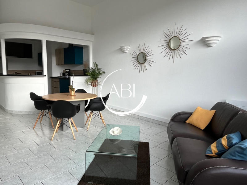 Appartement - 70 m² - 2 pièces