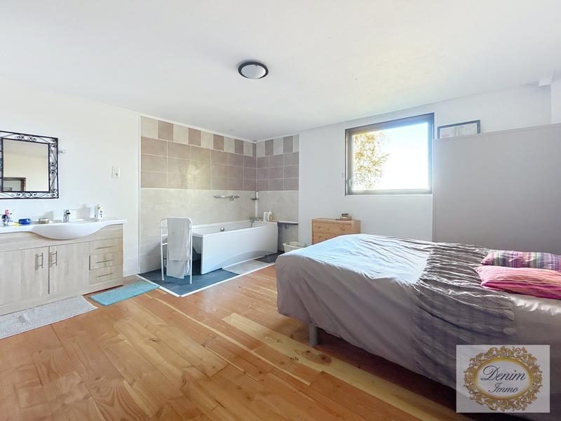 Villa - 165 m² - 6 pièces