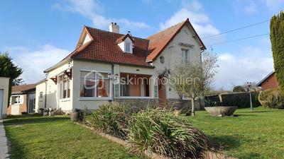 Demeure - 180 m² - 8 pièces