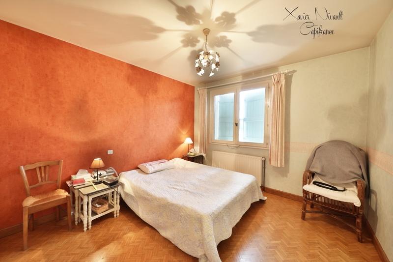 Maison - 224 m² - 8 pièces