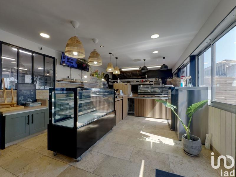 Local commercial - 200 m²