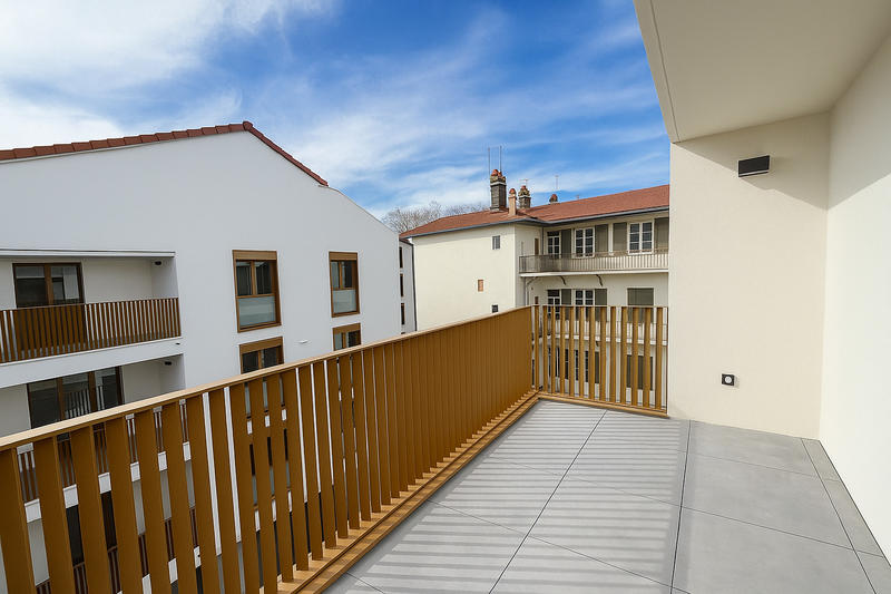 Appartement - 121 m² - 5 pièces