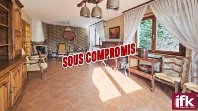 Maison - 140 m² - 7 pièces