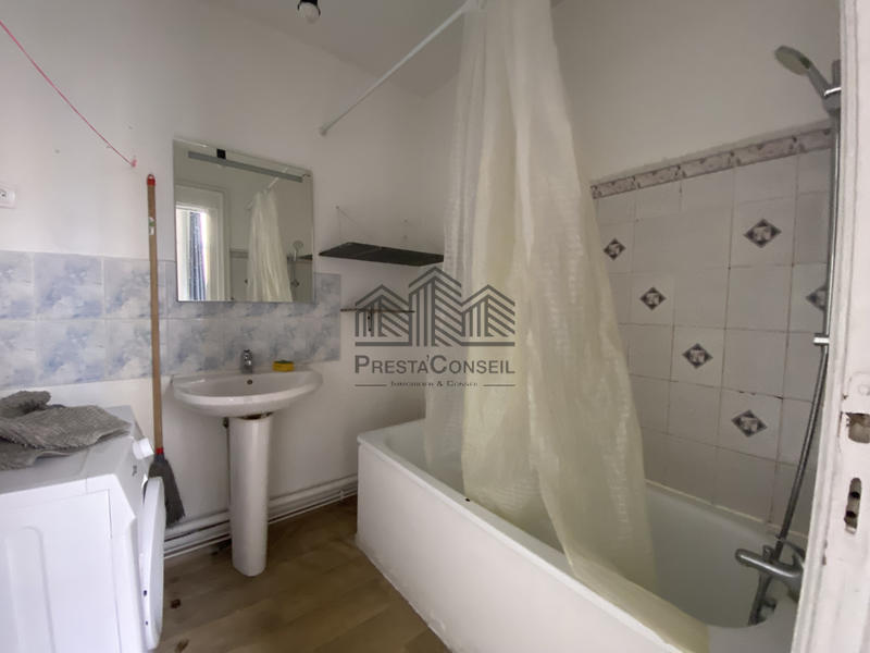 Immeuble - 235 m² - 13 pièces