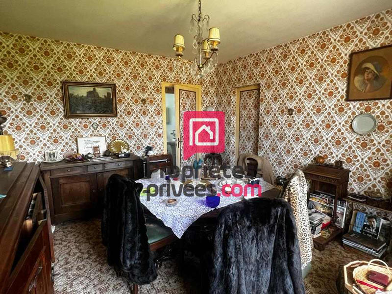 Maison - 205 m² - 8 pièces