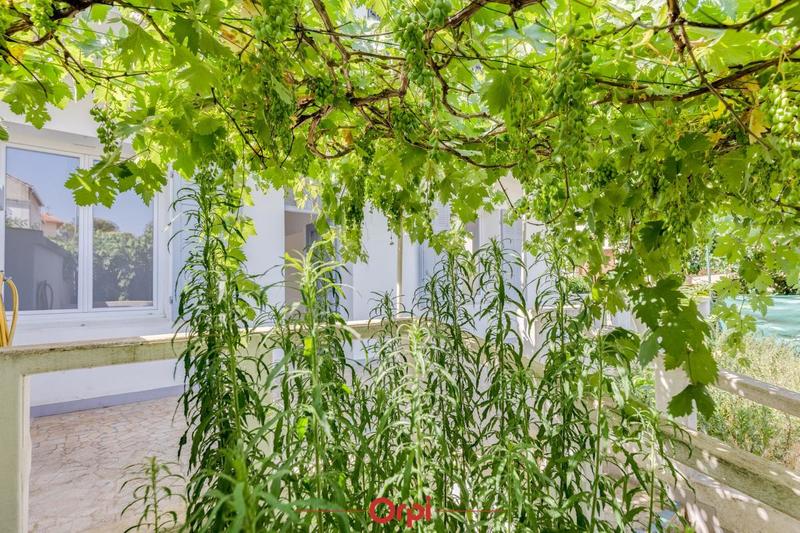 Appartement - 82 m² - 3 pièces