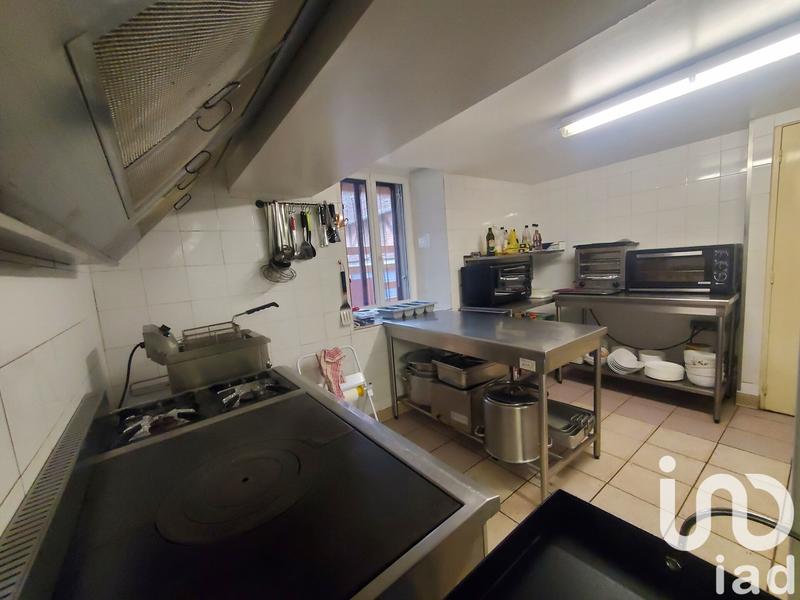 Maison de village - 390 m² - 14 pièces