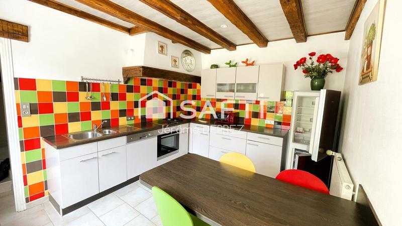 Maison - 244 m² - 11 pièces