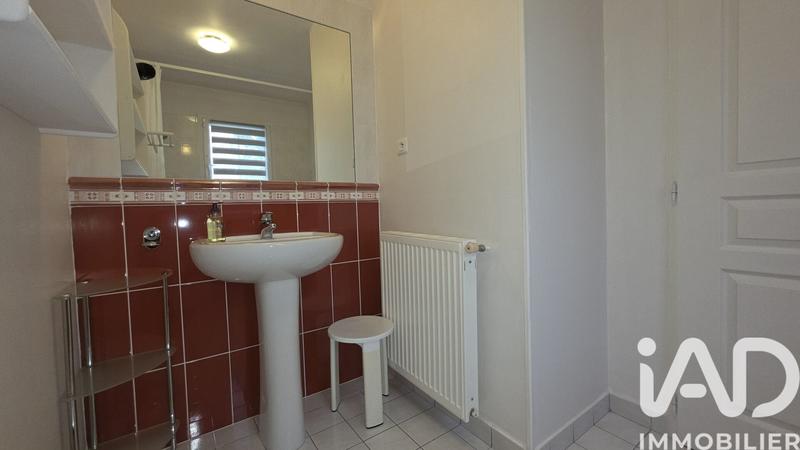 Maison - 240 m² - 9 pièces