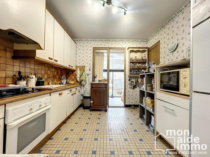 Maison - 160 m² - 10 pièces