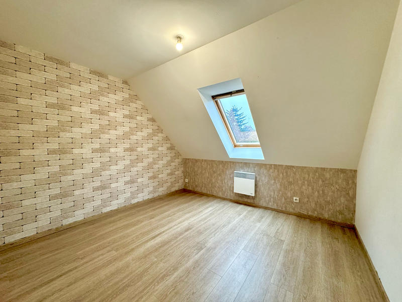 Maison - 87 m² - 5 pièces