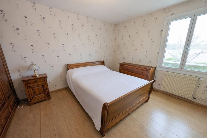 Maison - 90 m² - 5 pièces