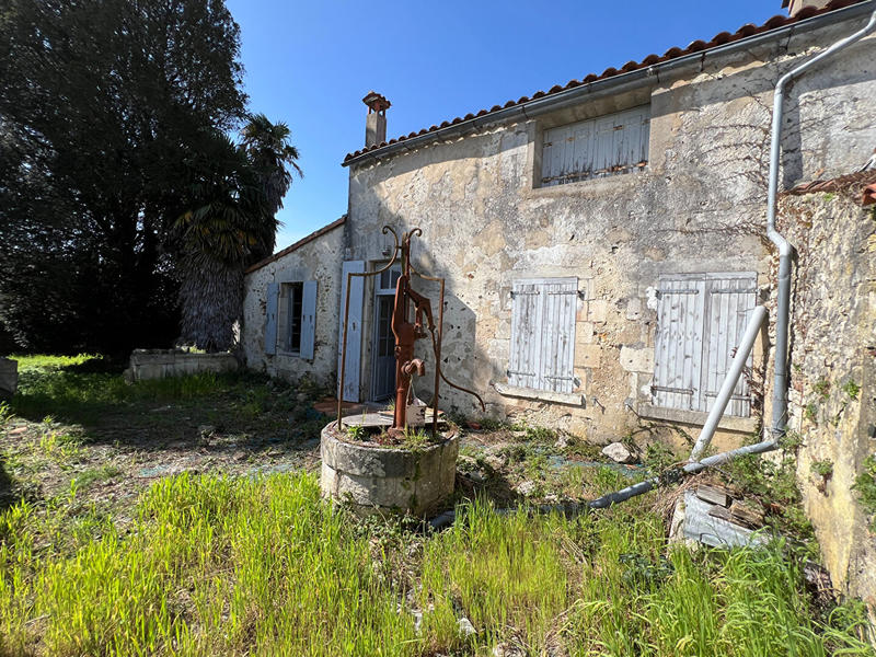 Maison - 278 m² - 9 pièces