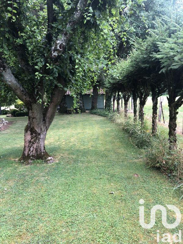 Maison - 244 m² - 8 pièces