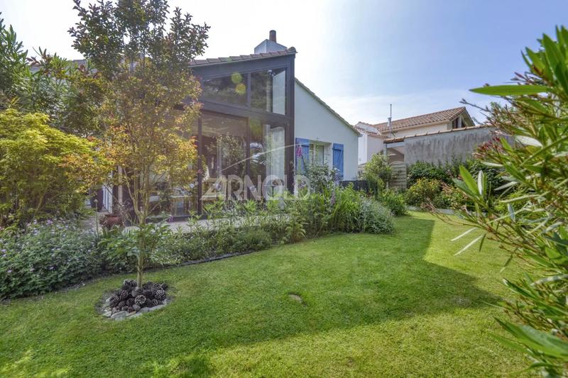 Maison - 156 m² - 6 pièces