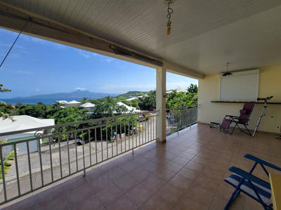 Villa - 96 m² - 5 pièces