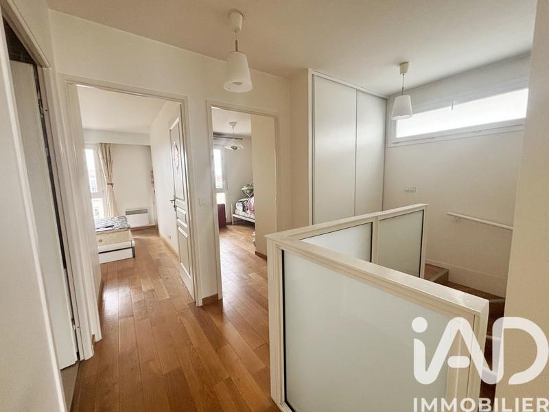 Appartement - 95 m² - 5 pièces