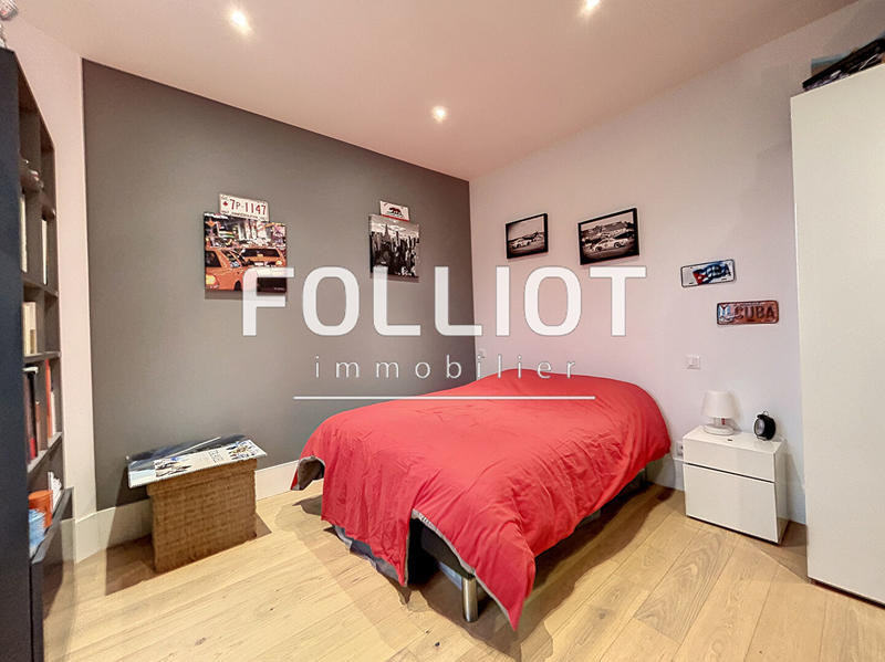 Maison - 195 m² - 8 pièces