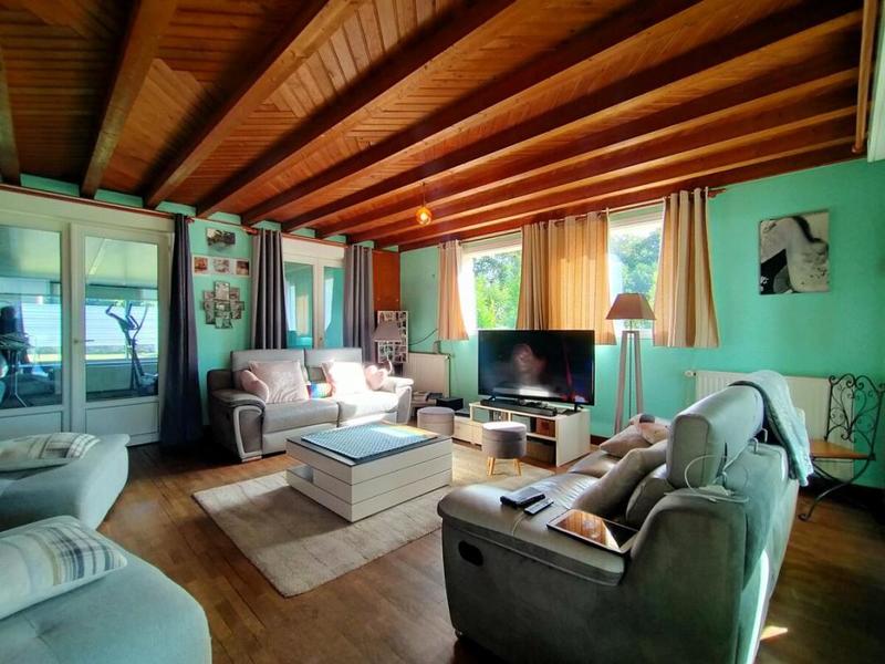 Chaumière - 178 m² - 7 pièces