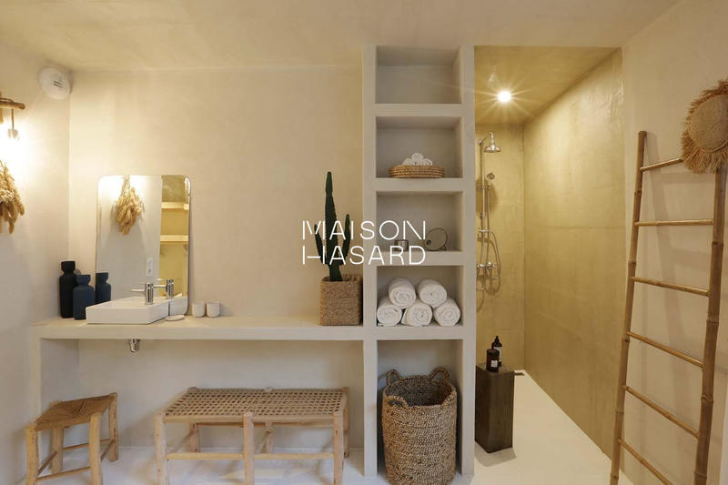 Villa - 377 m² - 12 pièces