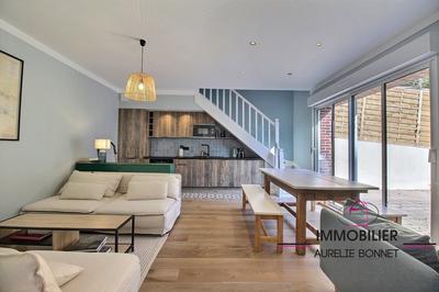 Maison - 82 m² - 5 pièces