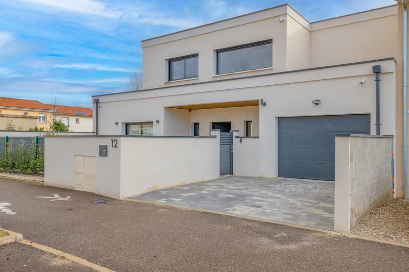 Maison - 130 m² - 5 pièces