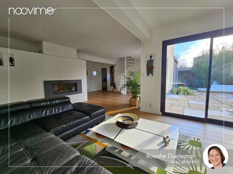 Maison - 169 m² - 6 pièces