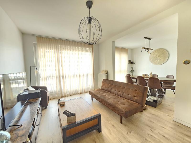 Appartement - 60 m² - 2 pièces