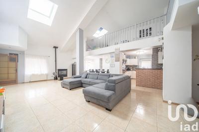 Maison - 191 m² - 7 pièces