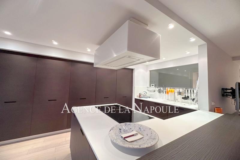 Appartement - 121 m² - 4 pièces