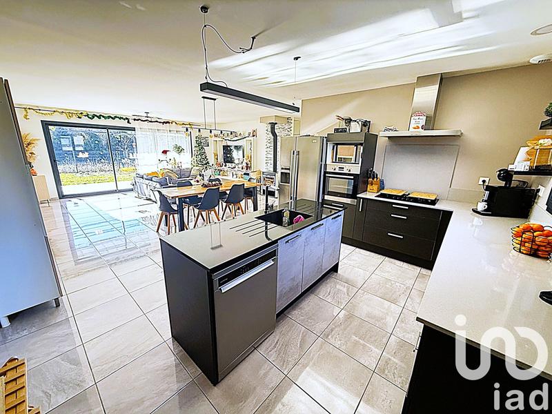 Maison - 120 m² - 6 pièces