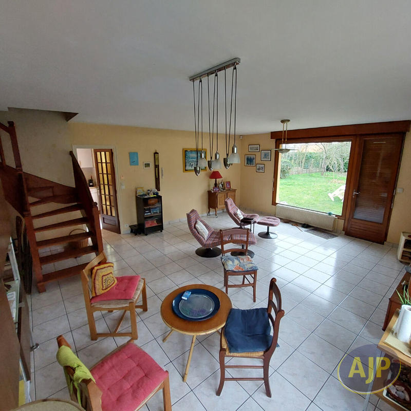 Maison - 128 m² - 6 pièces