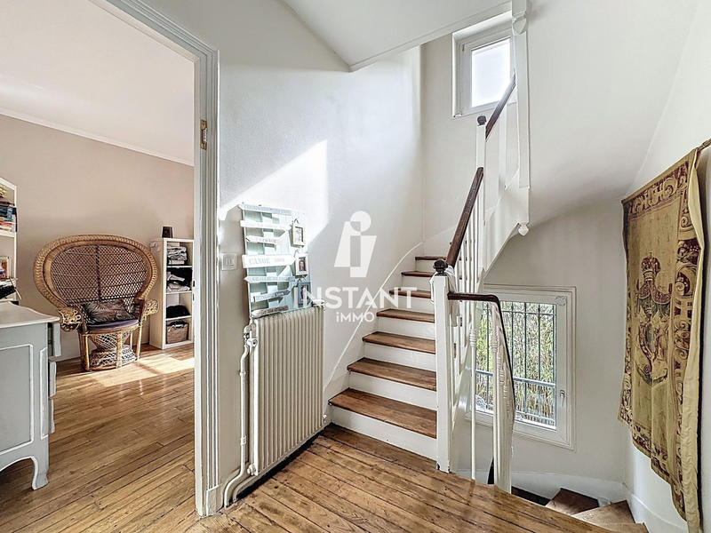 Maison ancienne - 275 m² - 8 pièces