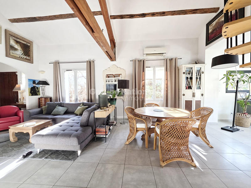 Maison - 142 m² - 5 pièces