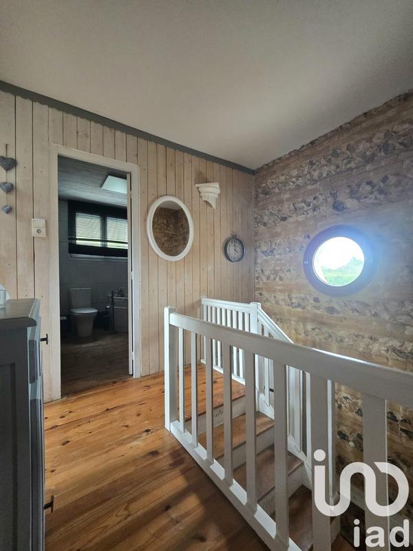 Maison - 240 m² - 7 pièces