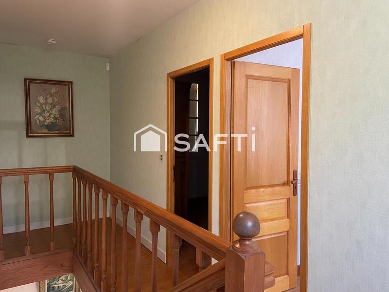 Maison - 158 m² - 6 pièces