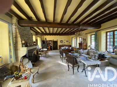 Maison - 238 m² - 5 pièces