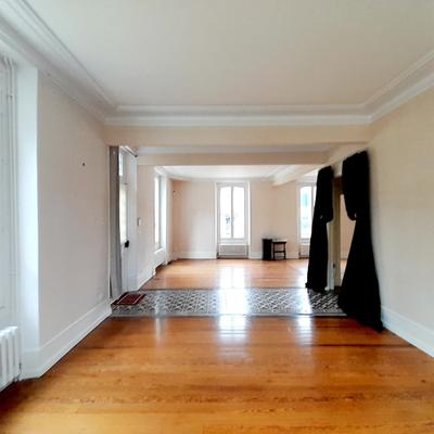 Maison - 163 m² - 5 pièces