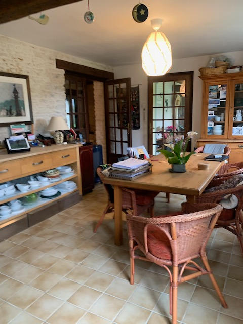 Maison - 157 m² - 10 pièces