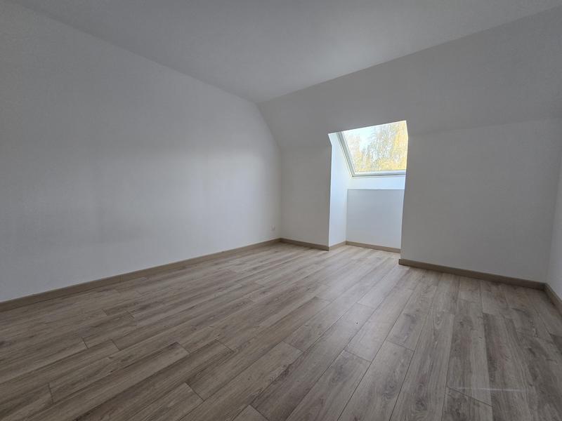 Maison - 93 m² - 5 pièces