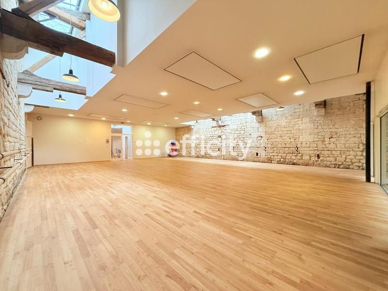 Bureau - 420 m² - 10 pièces