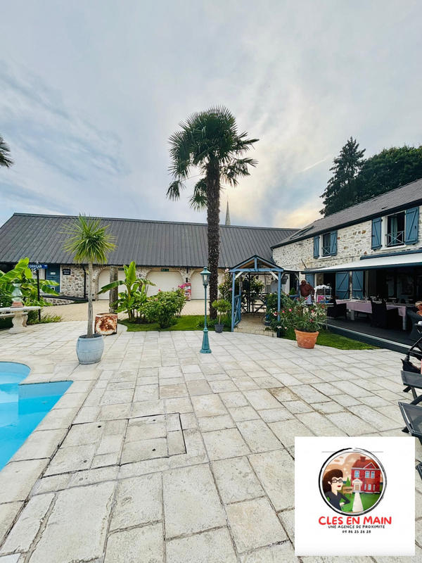 Maison - 226 m² - 10 pièces