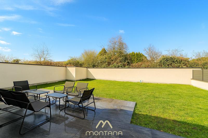 Villa - 200 m² - 6 pièces