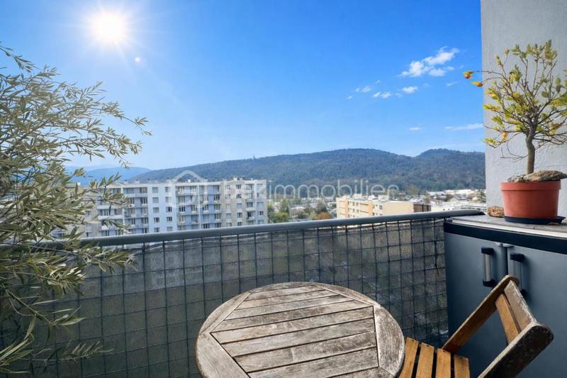 Appartement - 70 m² - 4 pièces