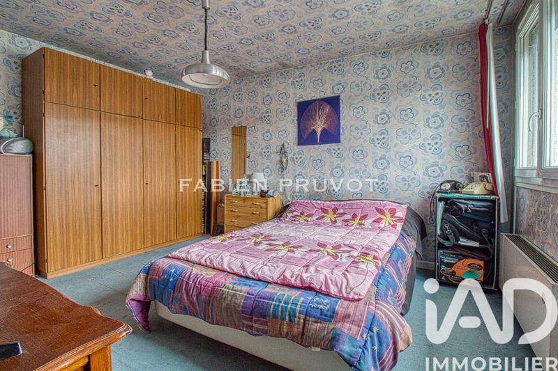 Maison - 93 m² - 5 pièces