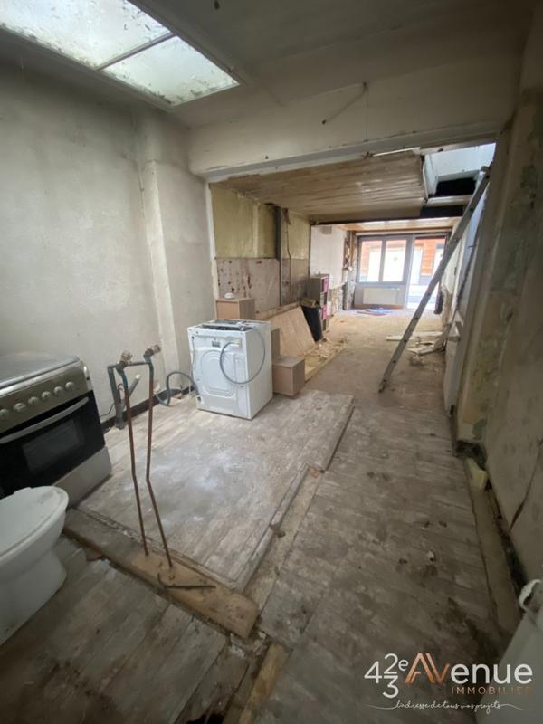 Immeuble - 76 m² - 4 pièces