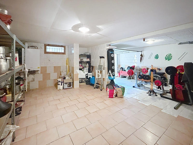 Maison traditionnelle - 107 m² - 5 pièces