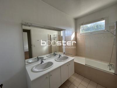 Maison ancienne - 136 m² - 6 pièces