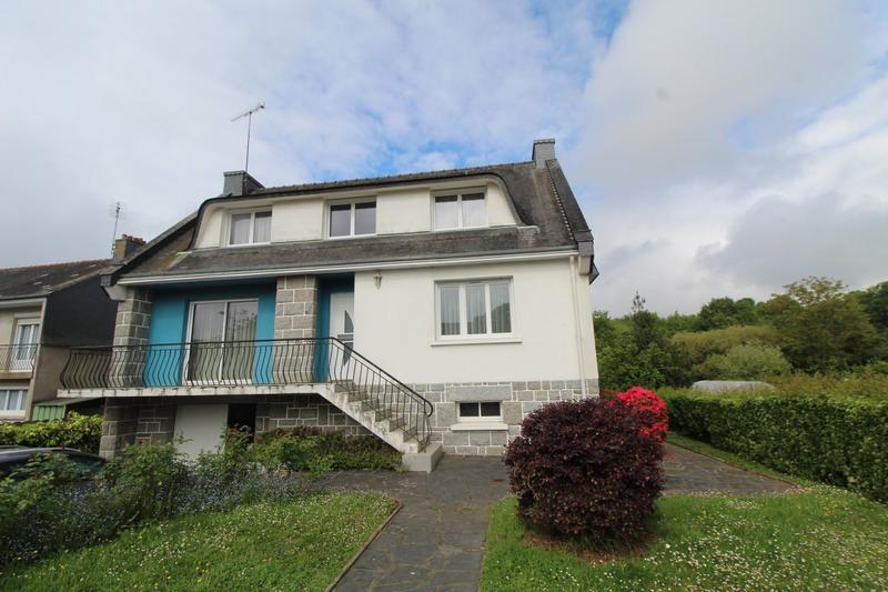 Maison - 130 m² - 8 pièces